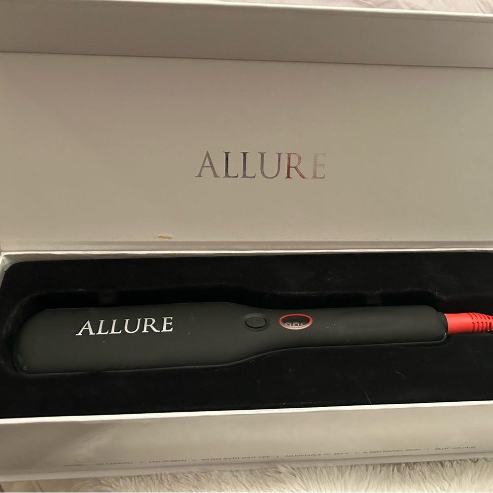 Allure Black Hair Straightener